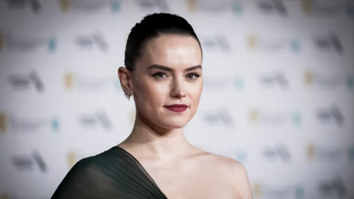 daisy ridley net worth